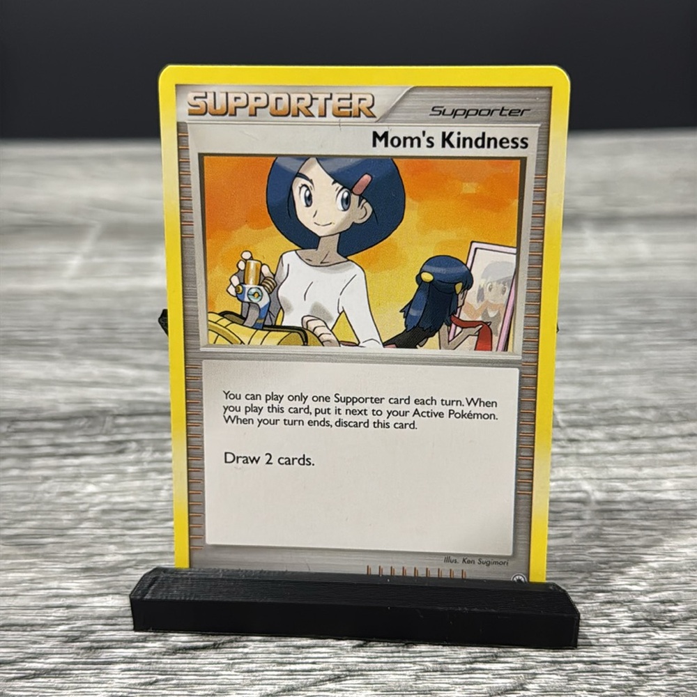 Pokémon | Majestic Dawn #83/100: Supporter: Mom’s Kindness (2008) - Trading Card